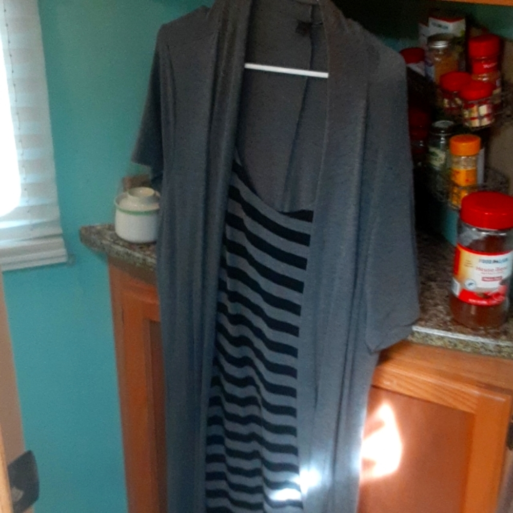 Woman's one piece 3/4 length spring dress size 3X
